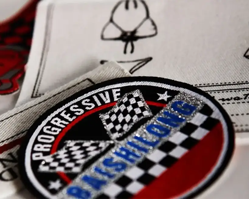 Gestickte Badges