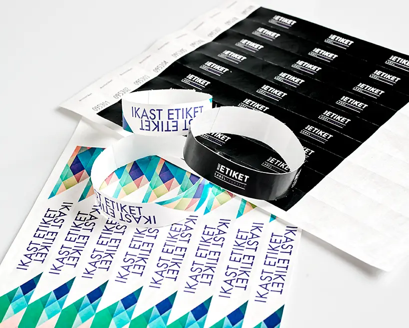 Papierarmbänder mit Druck